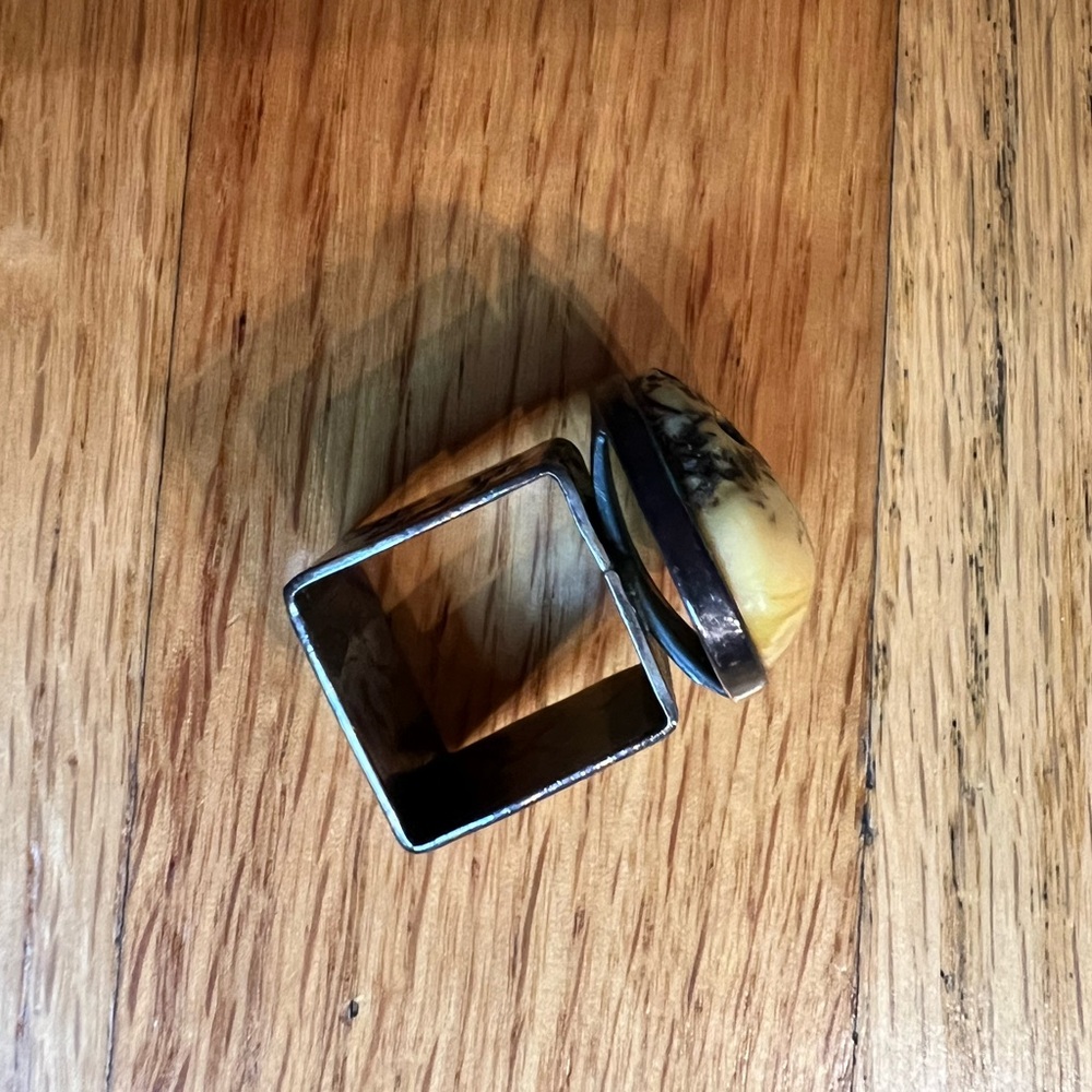 Antique Ston Ring - Picture 5 of 5